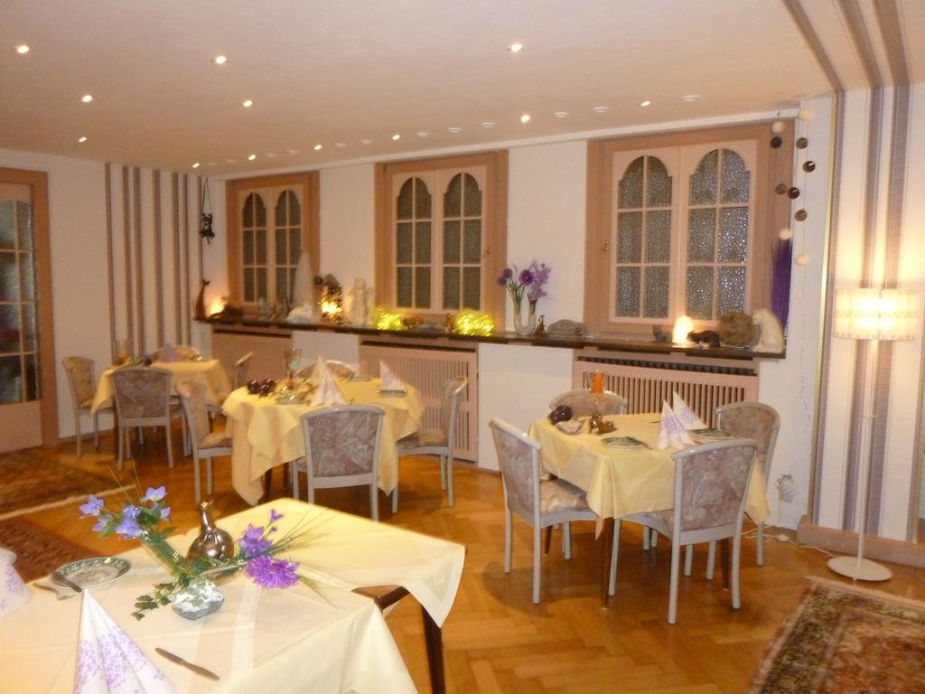 Achathotel Zum Schwan อิดาร์-โอเบอร์ชไตน์ ภายนอก รูปภาพ
