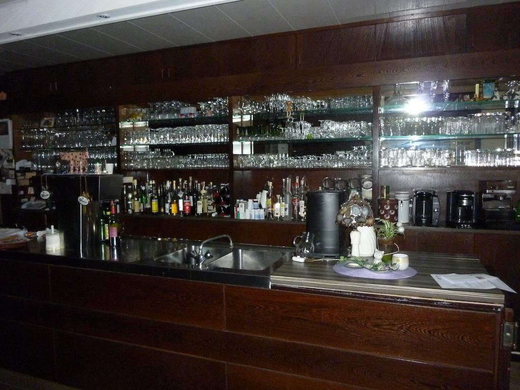 Achathotel Zum Schwan อิดาร์-โอเบอร์ชไตน์ ภายนอก รูปภาพ