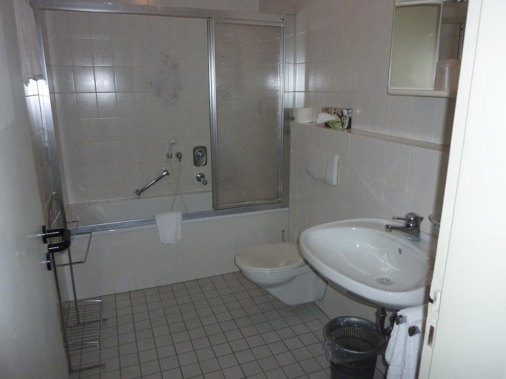 Achathotel Zum Schwan อิดาร์-โอเบอร์ชไตน์ ห้อง รูปภาพ